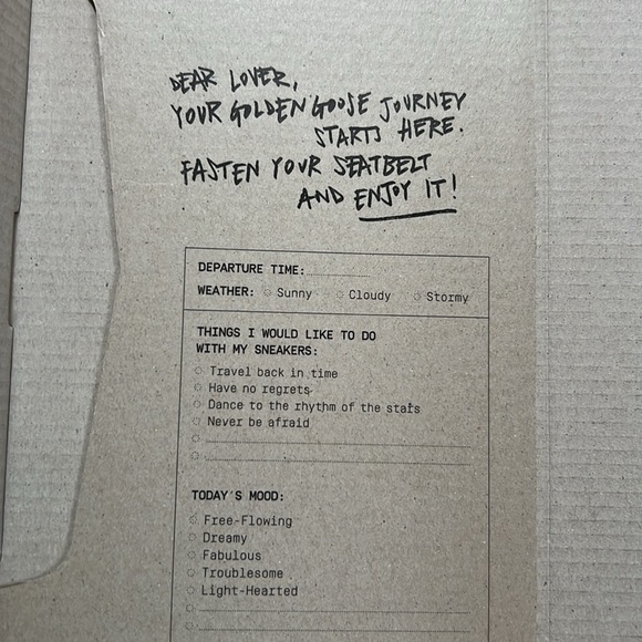 Golden Goose Super Star Classic. Box and authenticity booklet included.  Size 36 - Picture 12 of 12